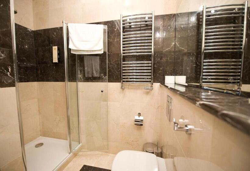 בית מלון כפרי Willa Zagórze