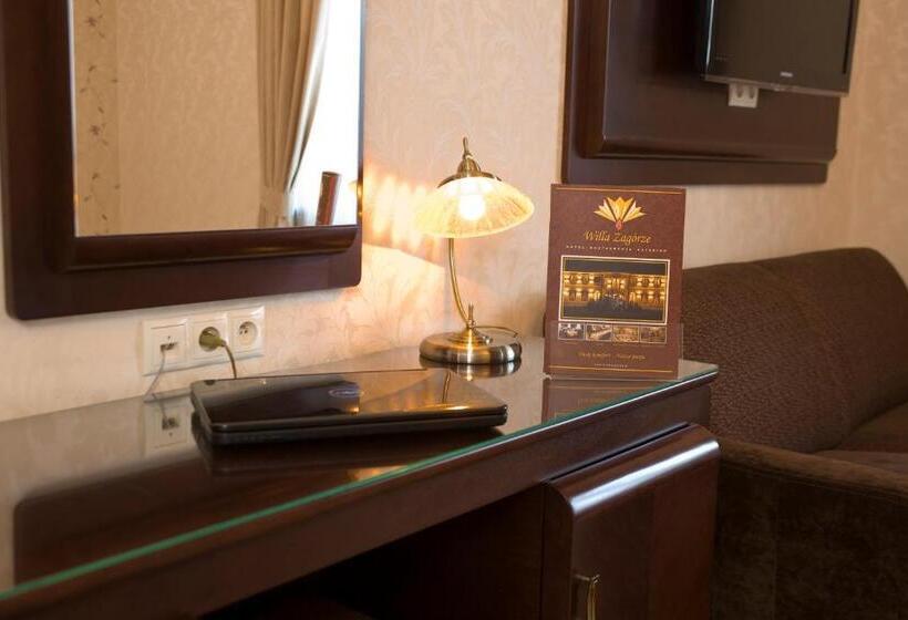 בית מלון כפרי Willa Zagórze