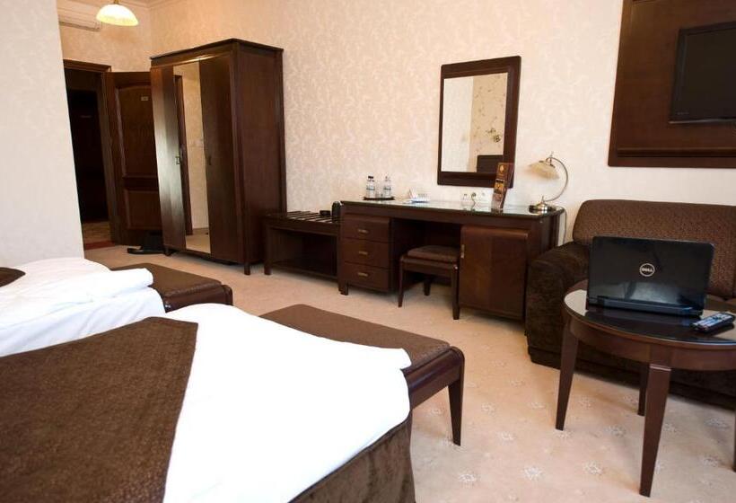 בית מלון כפרי Willa Zagórze