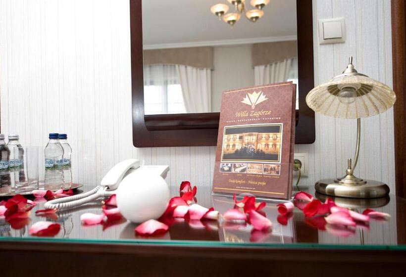 בית מלון כפרי Willa Zagórze