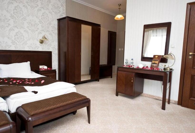 בית מלון כפרי Willa Zagórze