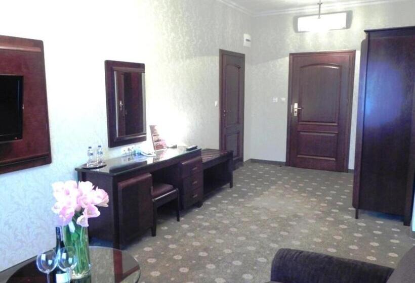 בית מלון כפרי Willa Zagórze