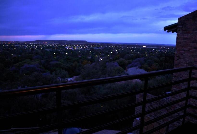 ペンション Franklin View Guesthouse