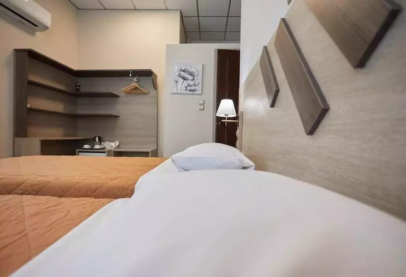 پانسیون Pelineon Rooms