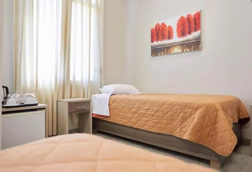 پانسیون Pelineon Rooms