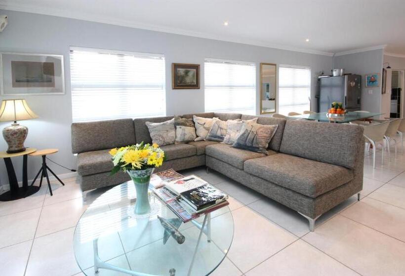 פנסיון The Nantucket