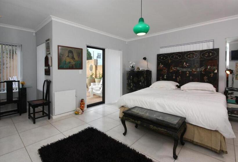 פנסיון The Nantucket