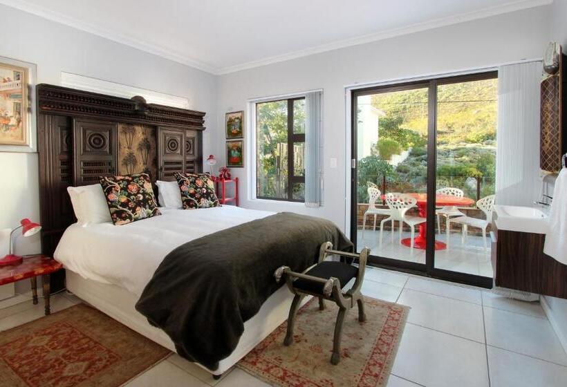 פנסיון The Nantucket