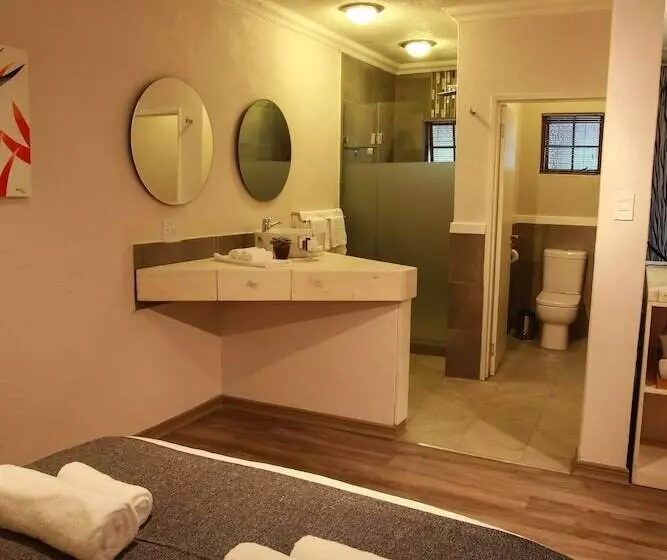 ペンション Woodlands Guest House