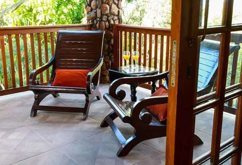 ペンション Woodlands Guest House