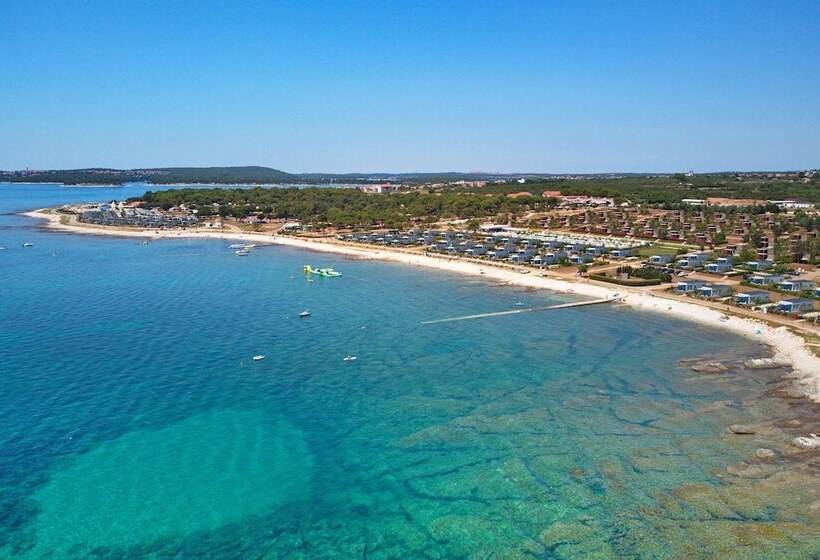 Arena Grand Kazela Camping Homes