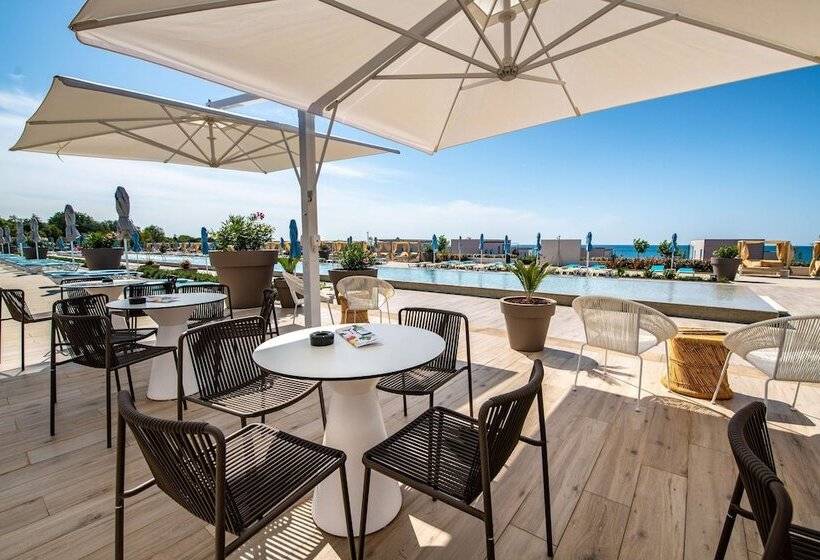 Arena Grand Kazela Camping Homes