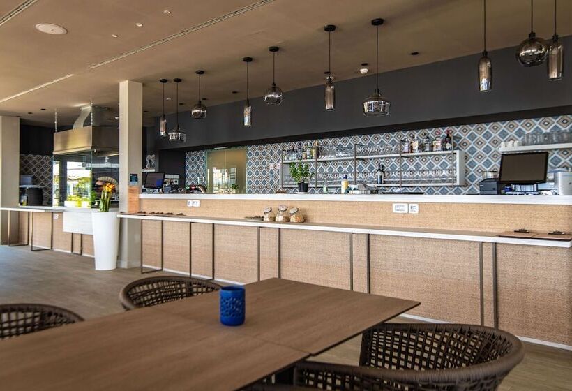 Arena Grand Kazela Camping Homes