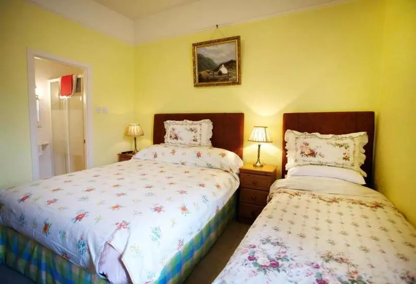 Westbrook House B & B