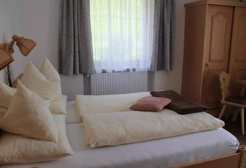 ベッドアンドブレックファースト Ferienhotel Samerhof