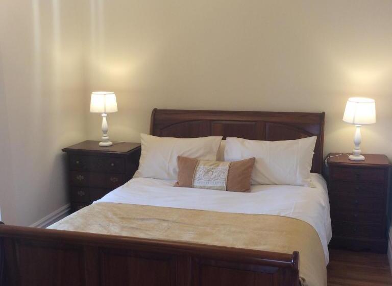 צימר St Columbs House