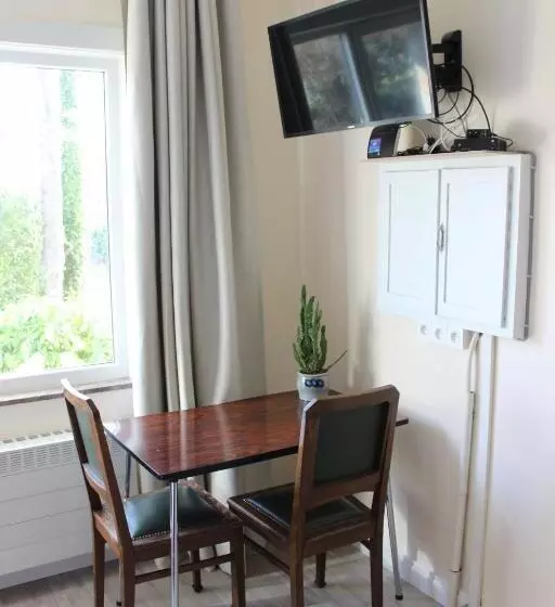 تختخواب و صبحانه Villa Kakelbont Borgloon