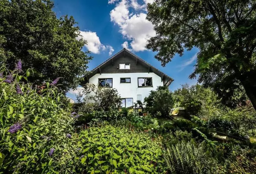 تختخواب و صبحانه Villa Kakelbont Borgloon