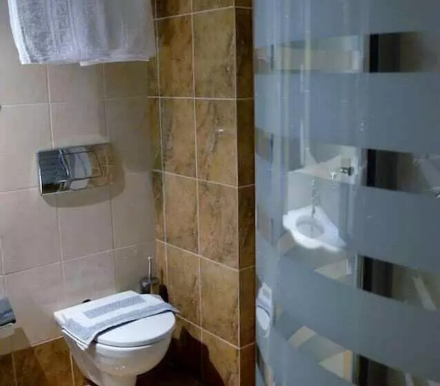 Evia Hotel & Suites
