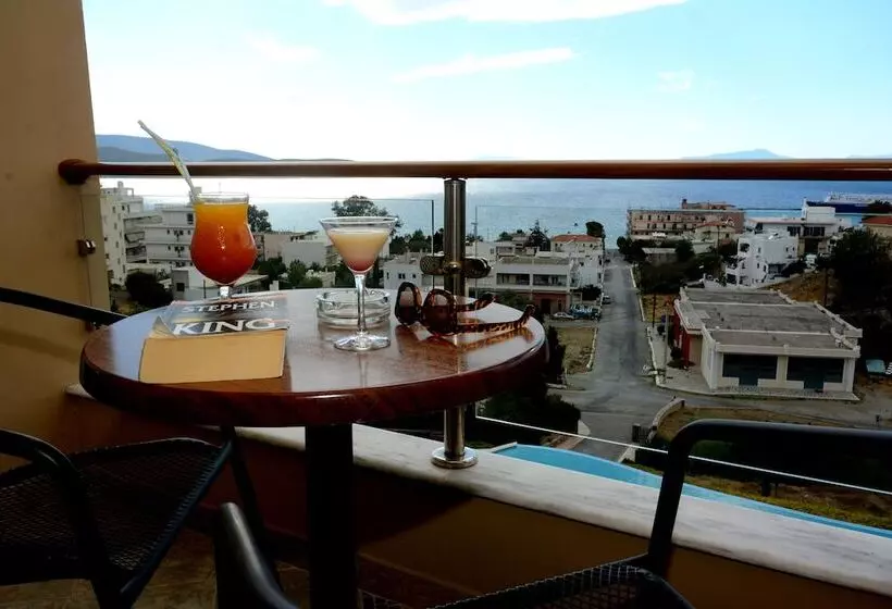 Evia Hotel & Suites