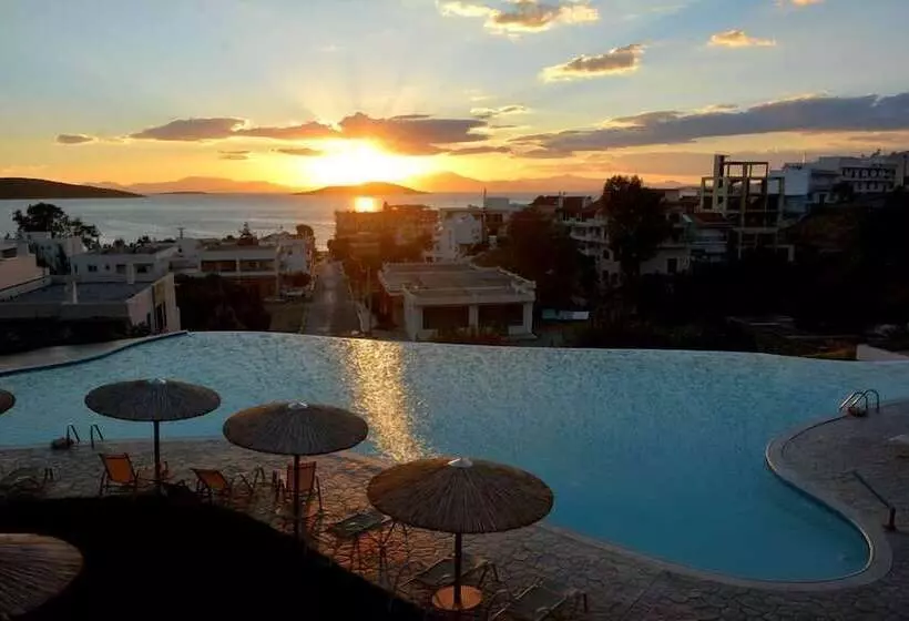 Evia Hotel & Suites
