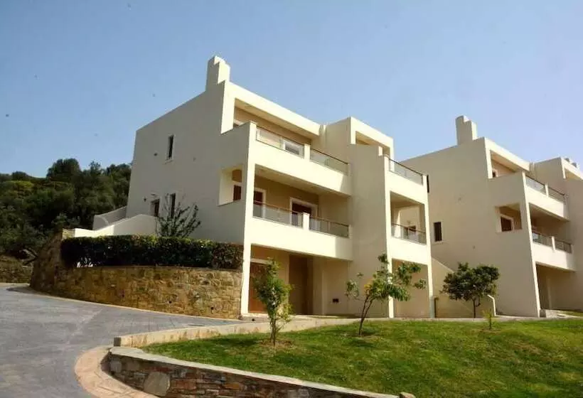 Evia Hotel & Suites