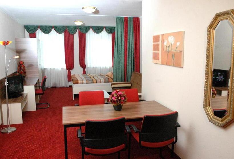 Отель Garni Daniela Urich