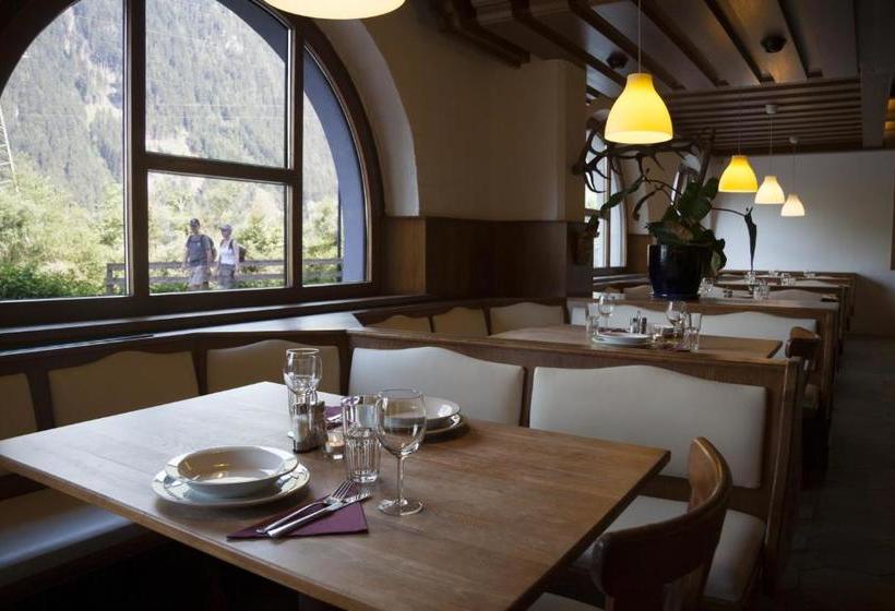 ホテル Hostel Chillertal