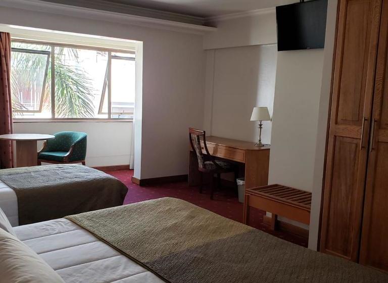 ホテル Gavina Express