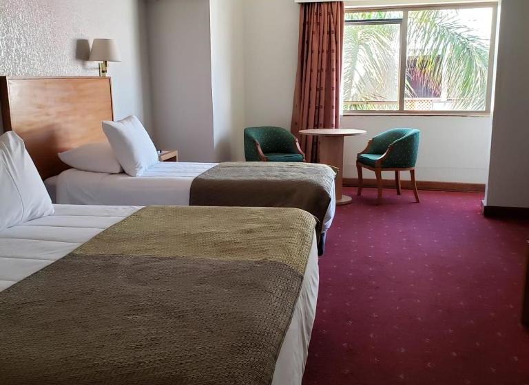 ホテル Gavina Express