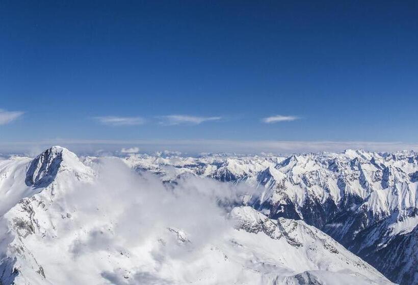 ホテル Hostel Chillertal