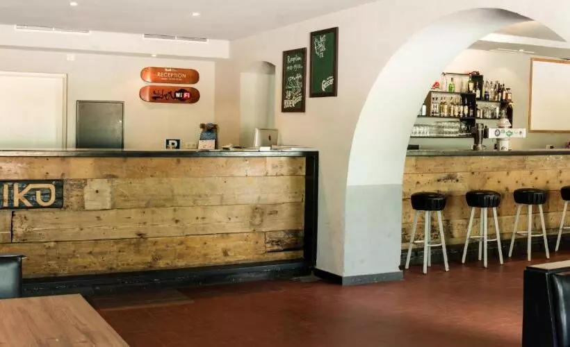 هتل Hostel Chillertal