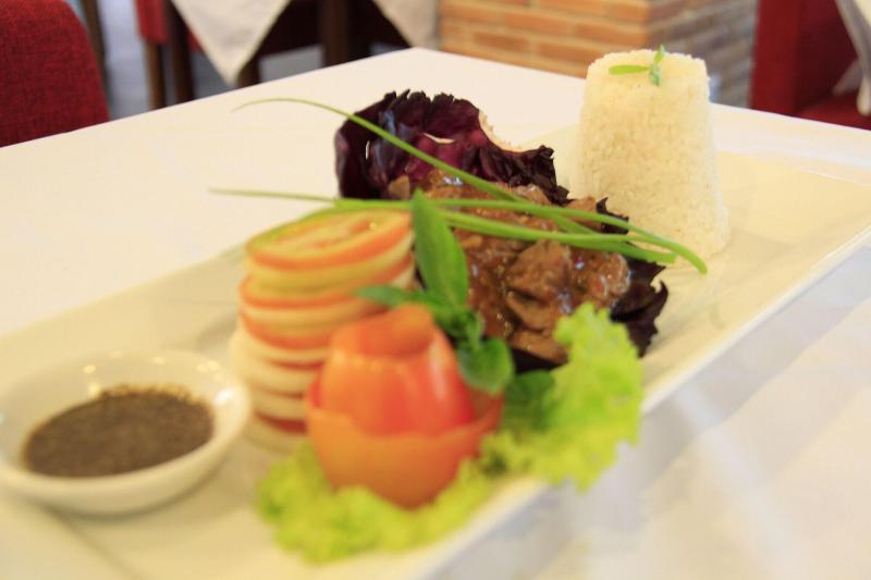 هتل Mekong Angkor Palace Inn