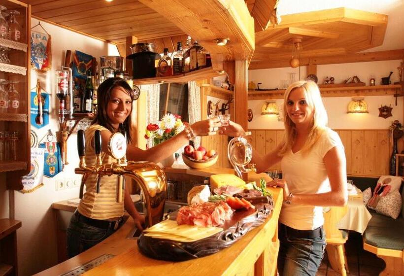 호텔 Pension Oberjörg