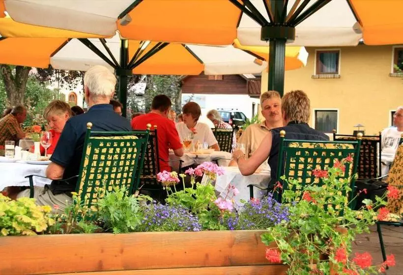 Hotelli Pension Oberjörg