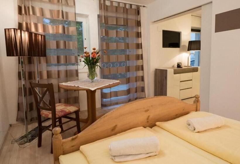 בית מלון כפרי Rosmann