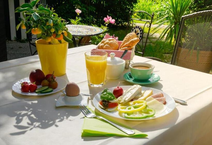 בית מלון כפרי Rosmann