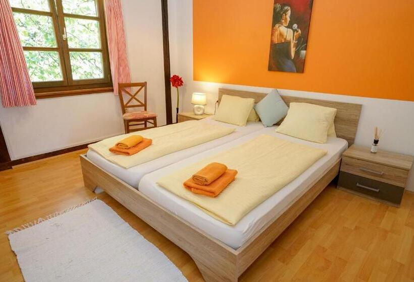 בית מלון כפרי Rosmann