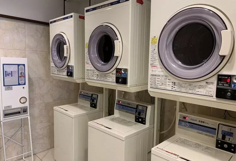 Hotelli Toyoko Inn Osaka Itami Kuko