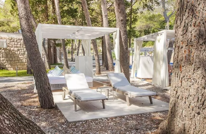 Bluesun Hotel Jadran
