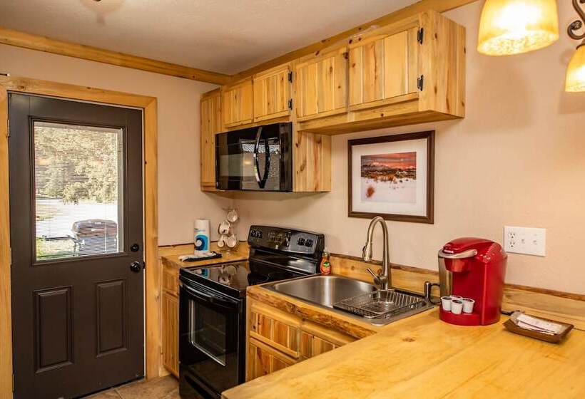 호텔 Wolf Creek Ranch Ski Lodge