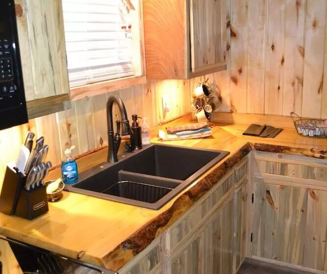 ホテル Wolf Creek Ranch Ski Lodge