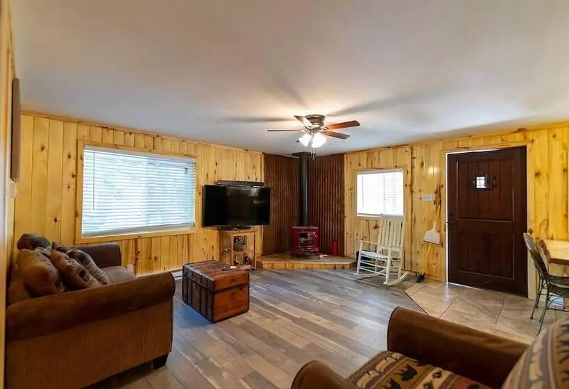 ホテル Wolf Creek Ranch Ski Lodge