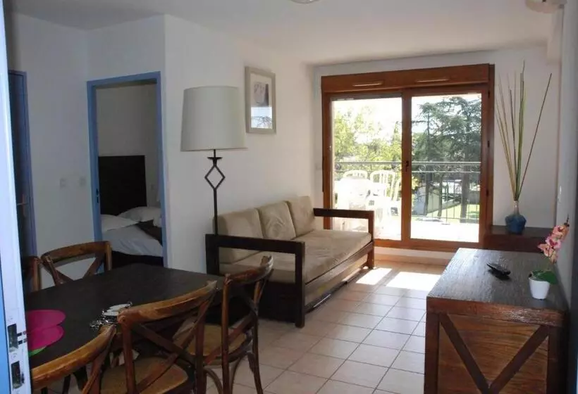Uzes Appart Hotel Résidence Le Mas Des Oliviers