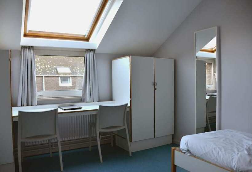 ユースホステル Auberge Des 3 Fontaines