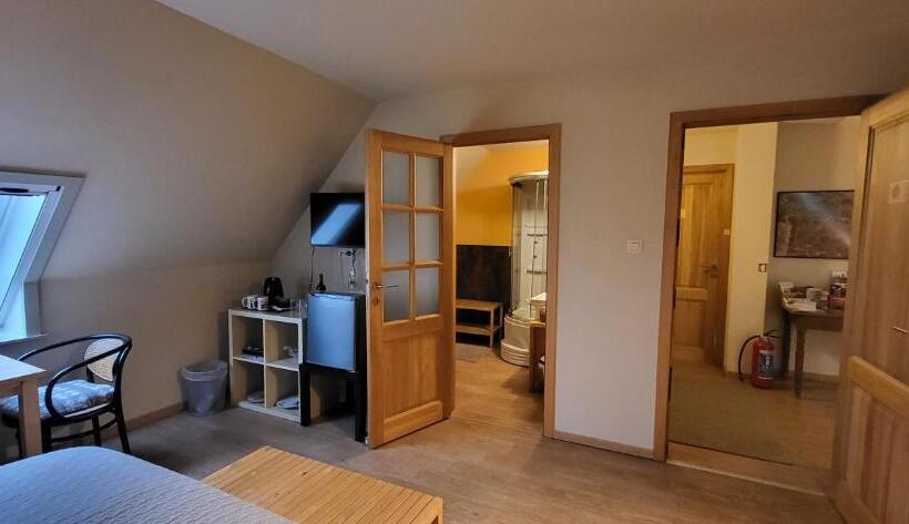 B&b Herberg Boerenhol De Mote Bvba