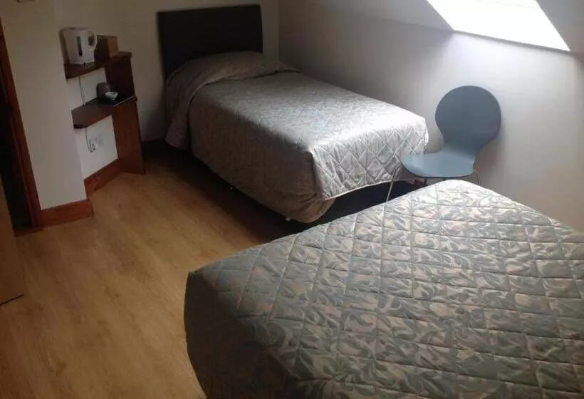 تختخواب و صبحانه Carragh House