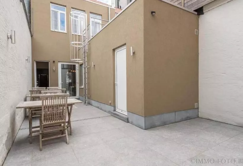 Aamiaismajoitus (B&B) Dendernachten