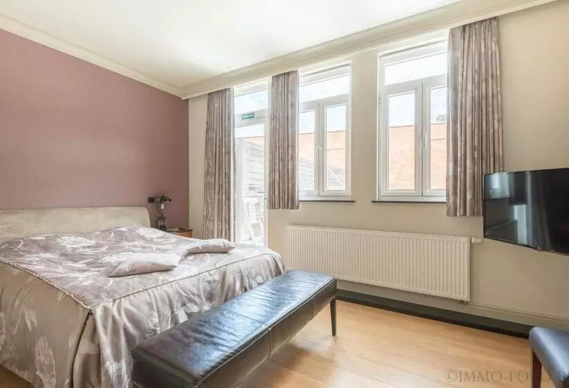 Aamiaismajoitus (B&B) Dendernachten