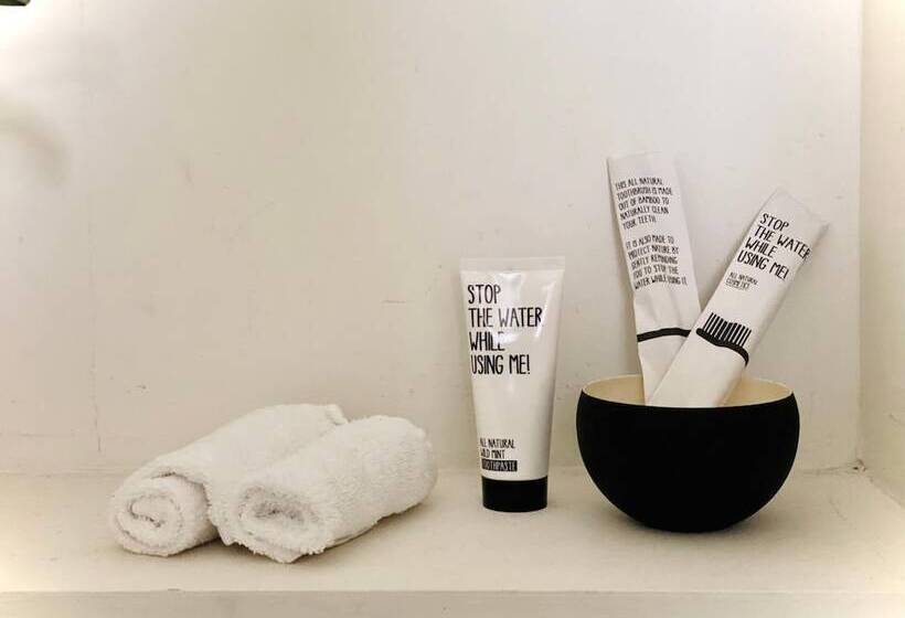 تختخواب و صبحانه Museum Suites